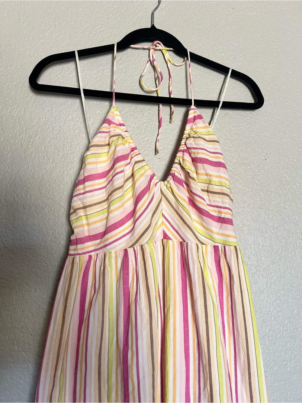 Old Navy Fit & Flare Striped Halter Maxi Dress | Multicolor Stripe Large - Picture 6 of 9
